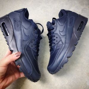 Nike air max 90 navy blue womens size 8 shoes